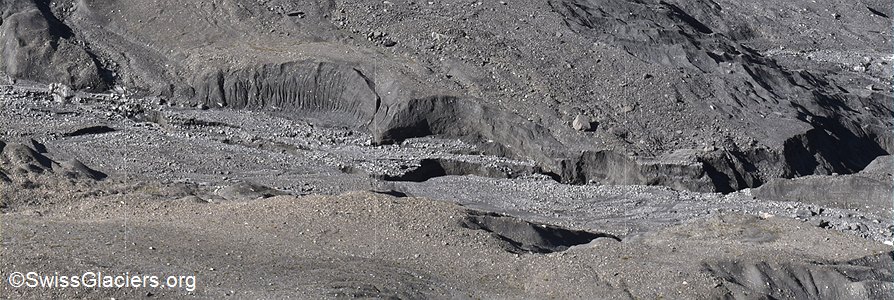 07.09.2024: Gamchi glacier (Bernese Oberland, Swiss Alps), Middle erosion trench