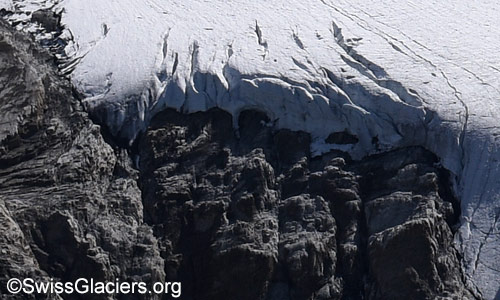 Detail of the eastern tongue of the Blüemlisalp Glacier. Photo taken on 7 September 2025.