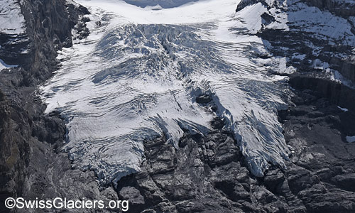Western tongue of the Blüemlisalp Glacier. Photo taken on 7 September 2025.