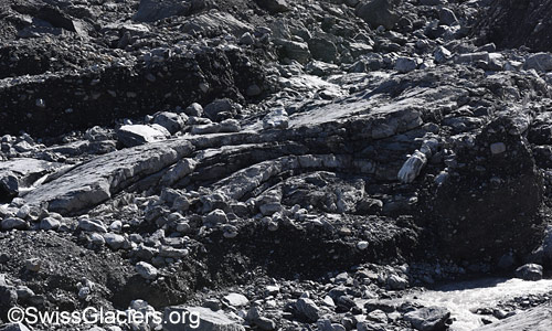 Outcrop at the beginning of the erosion ditch. Photo taken on 31 August 2025.