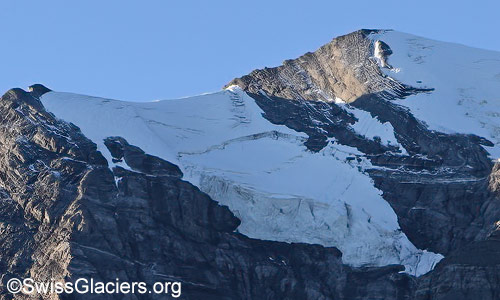 Morgenhorn hanging glacier in the Steineberg region (Kiental). Photo taken on 7. September 2024.