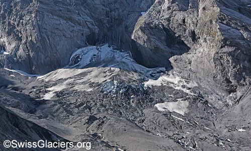 Central part of the Gamchi glacier. Photo taken on 7. September 2024.