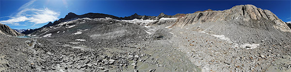 Gruebengletscher: Toteiskegel und Vorfeld (Luftaufnahme)