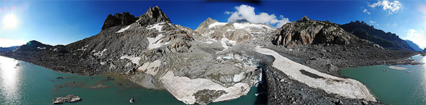 Tiefengletscher: Einsturztrichter und Toteiskegel von Süden am 31.7.2020 (Luftaufnahme)
