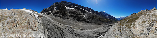 Confluence of Anun glacier and Lang glacier on 8.9.2020 (aerial view)