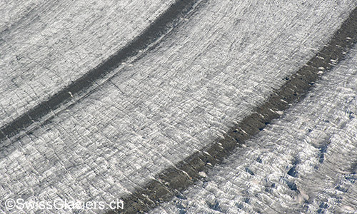 Mittelmoränen (Grosser Aletschgletscher)